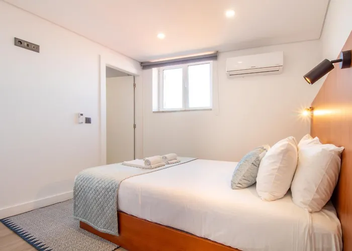 Quiet Duplex W Patio In Lapa By Lovelystay * Oporto