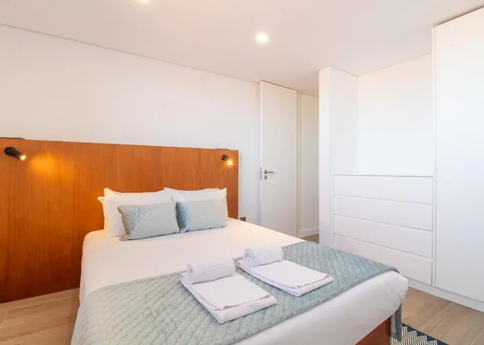 Quiet Duplex W Patio In Lapa By Lovelystay Appartement *