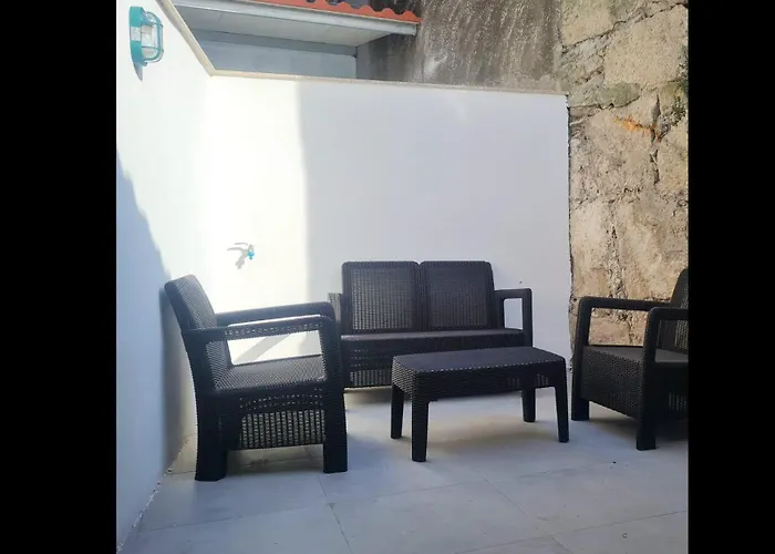 Quiet Duplex W Patio In Lapa By Lovelystay