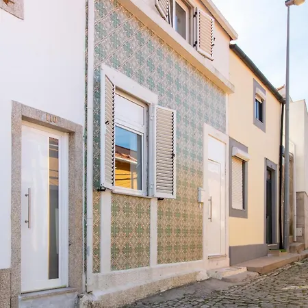 Apartmán Quiet Duplex W Patio In Lapa By Lovelystay Porto